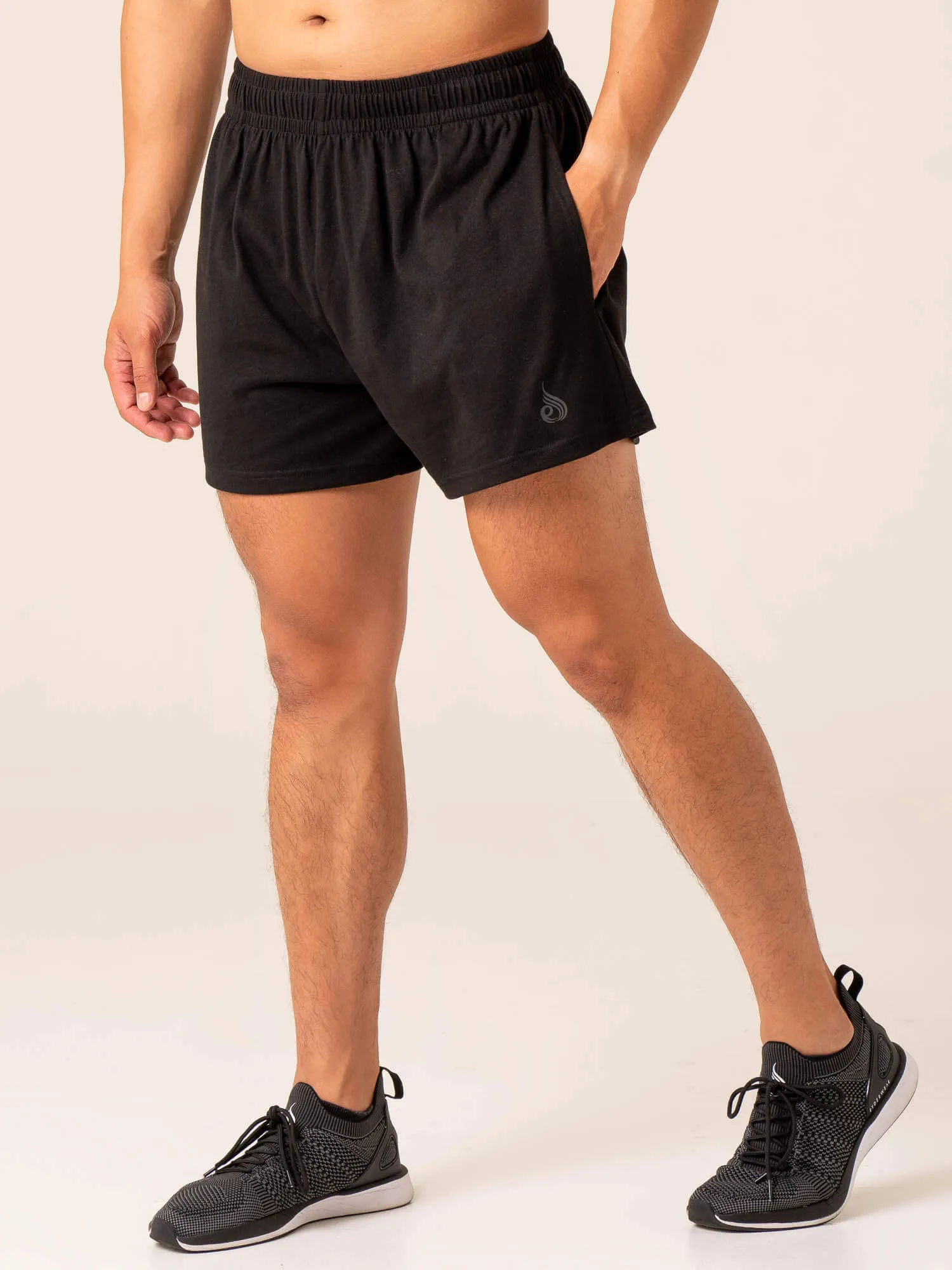 Advance Arnie Short - Black