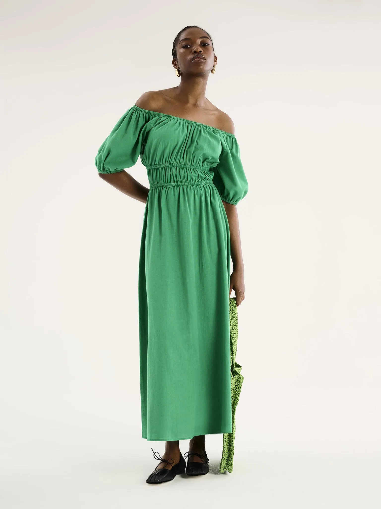 Arya Shirred Detail Round Neck Dress in Green