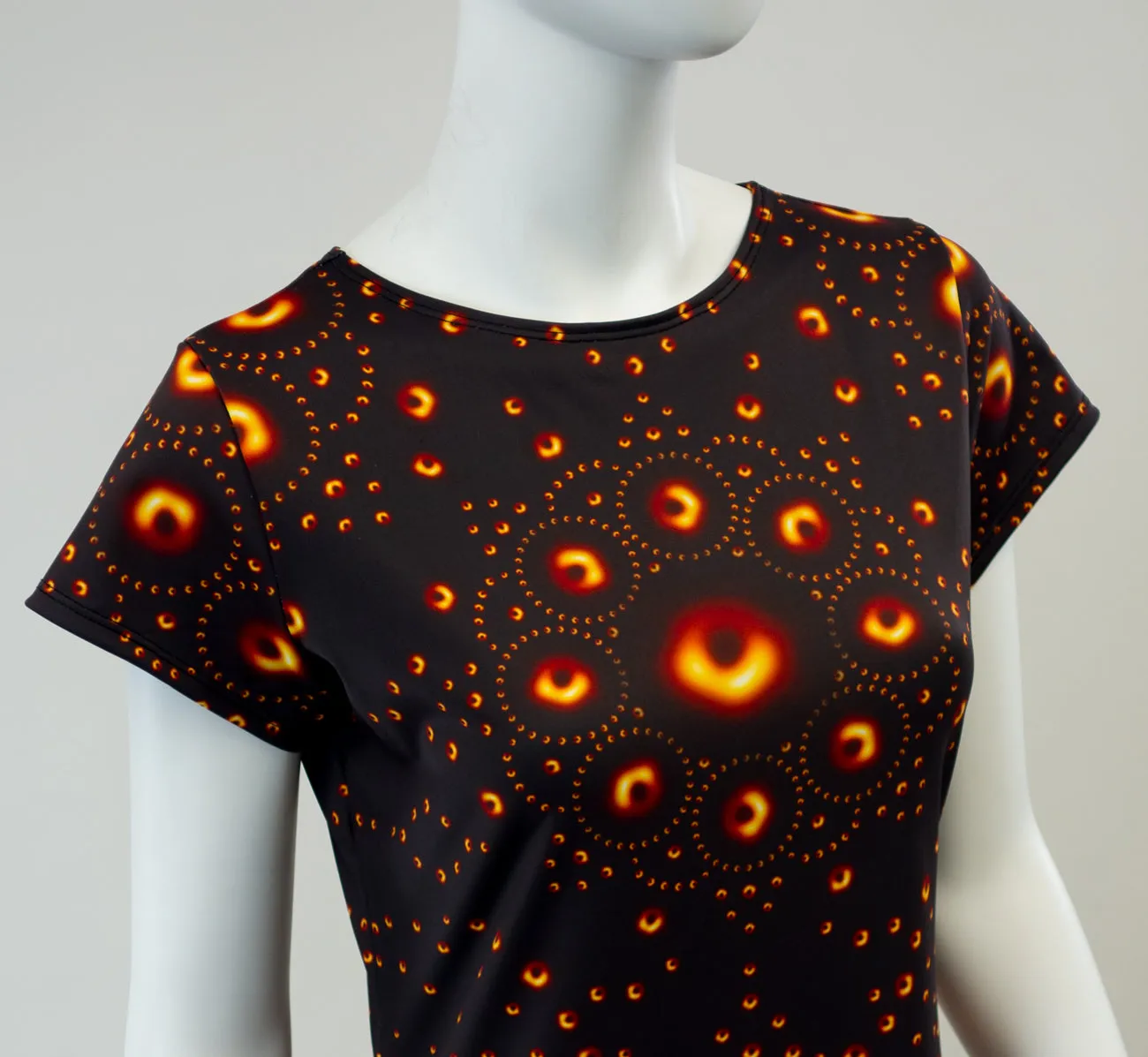 EHT Black Hole Dress