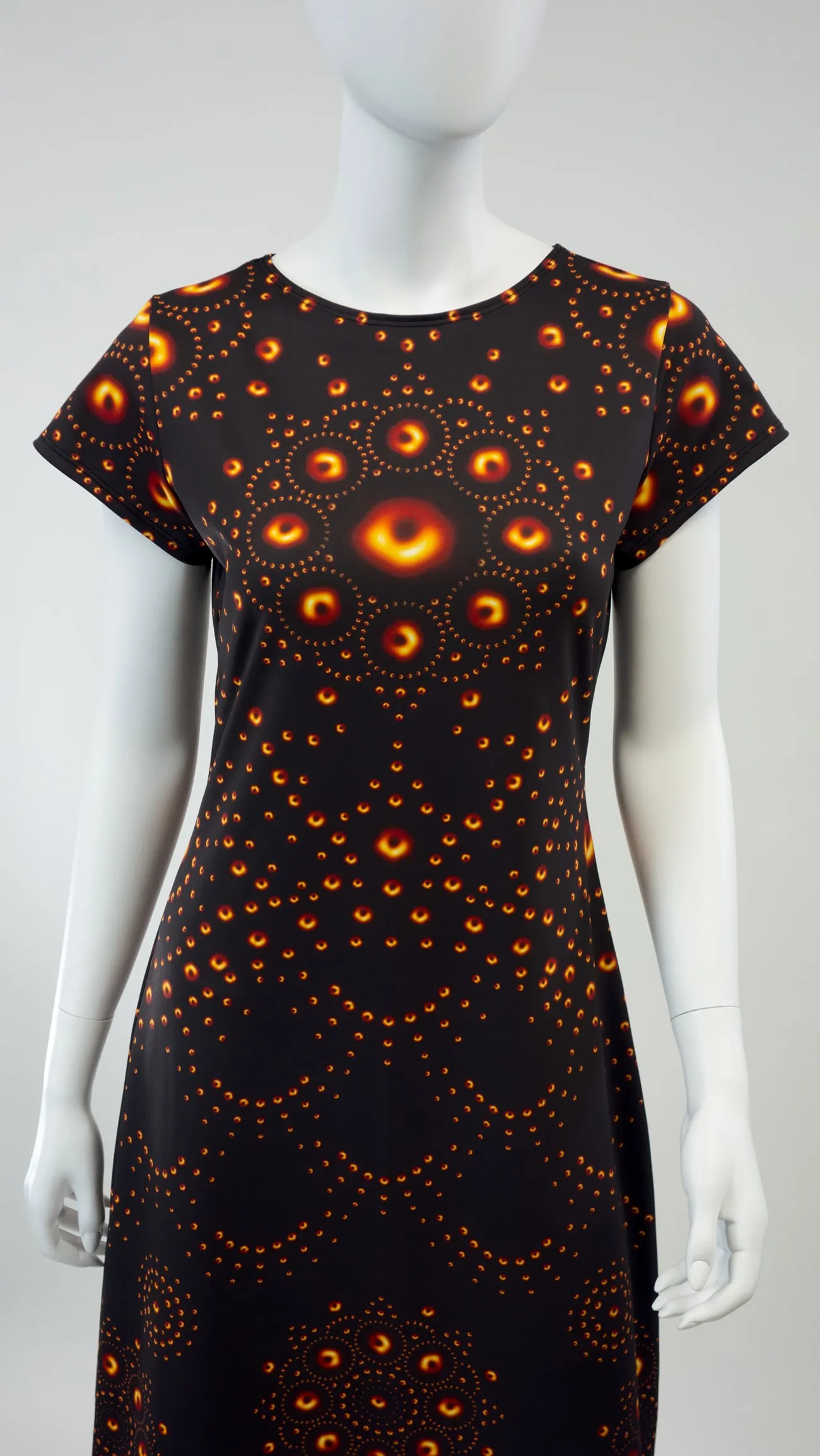 EHT Black Hole Dress