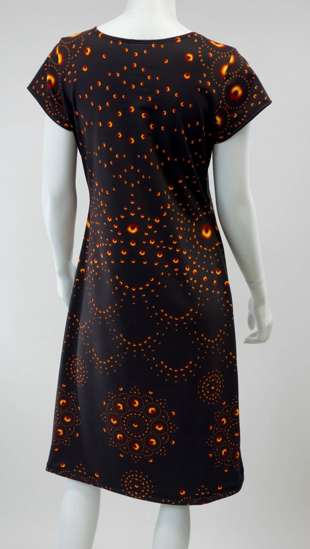 EHT Black Hole Dress