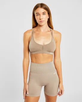 Essential Seamless Strappy Sports Bra - Muted Mocha