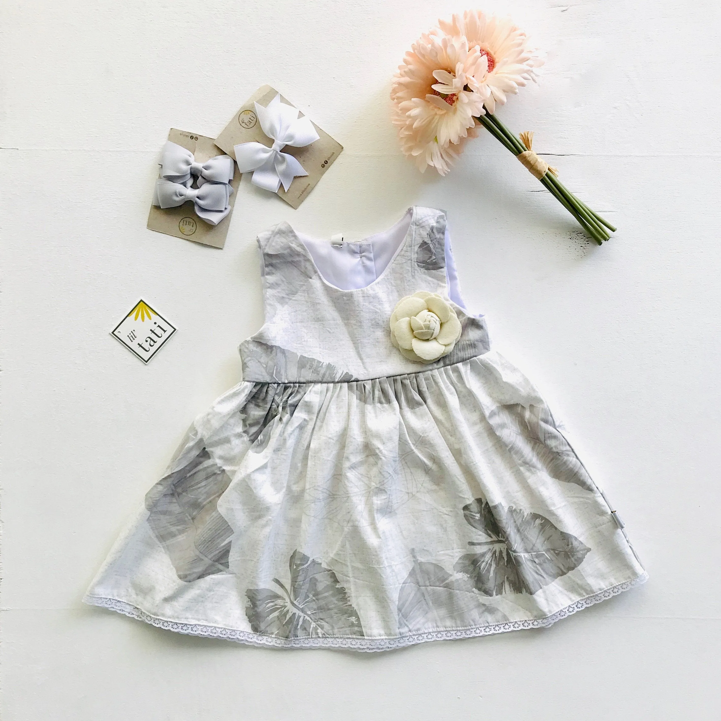 Iris Dress in Banana Leaves Gray