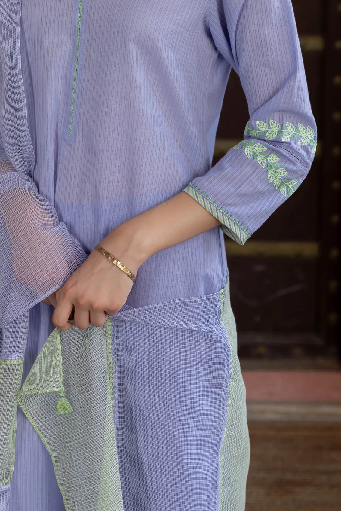 Lavender Aari Kurta