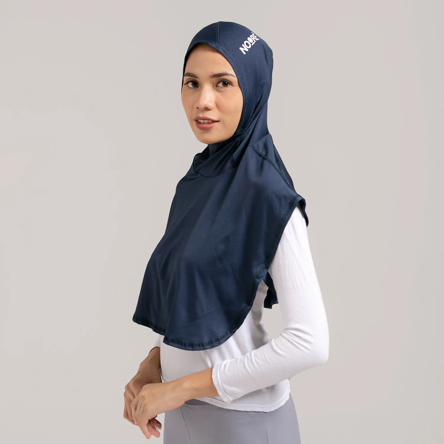 NOORE - Sarai Sport Hijab - Navy