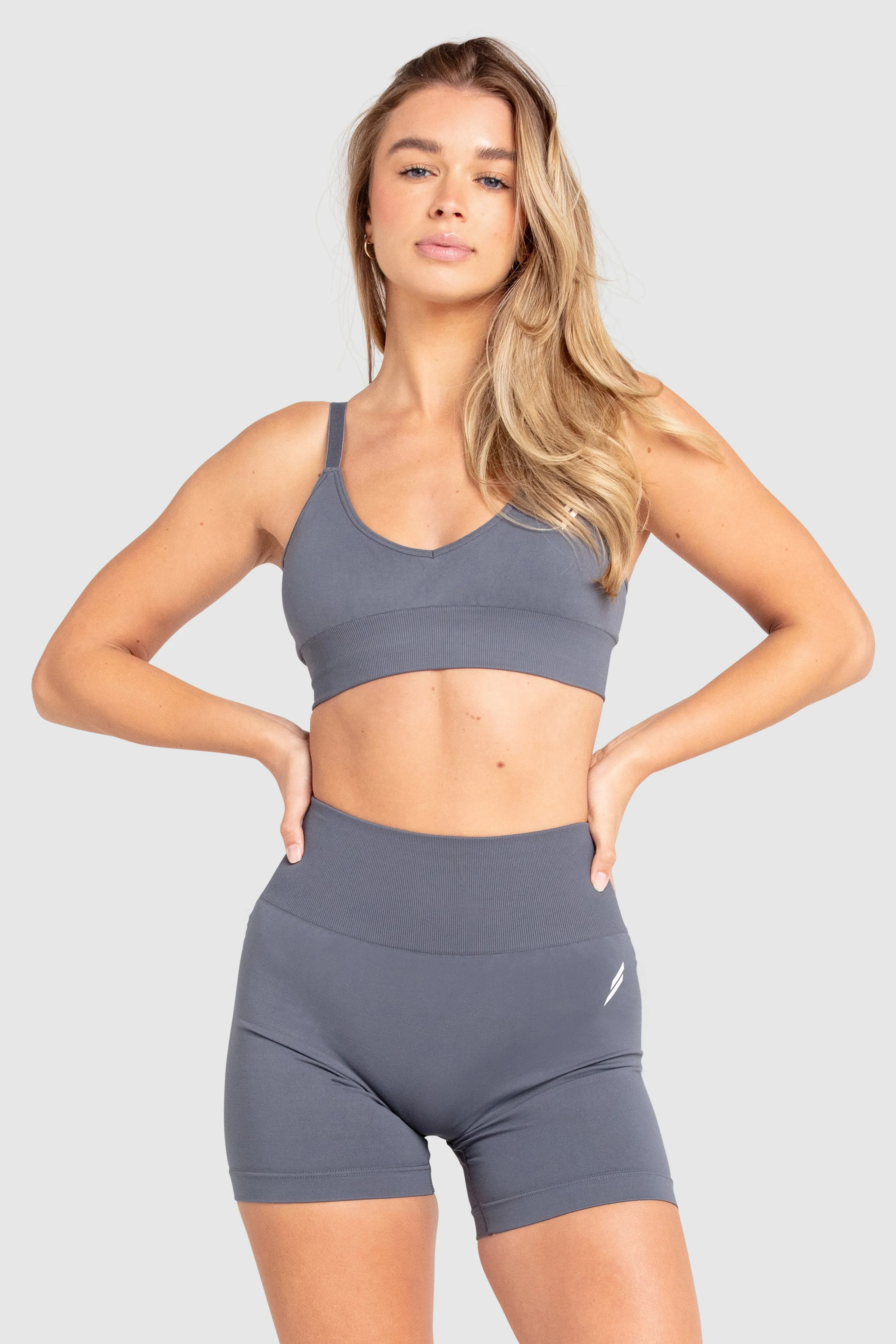 Scrunch 2 Seamless Crop - Charcoal Grey