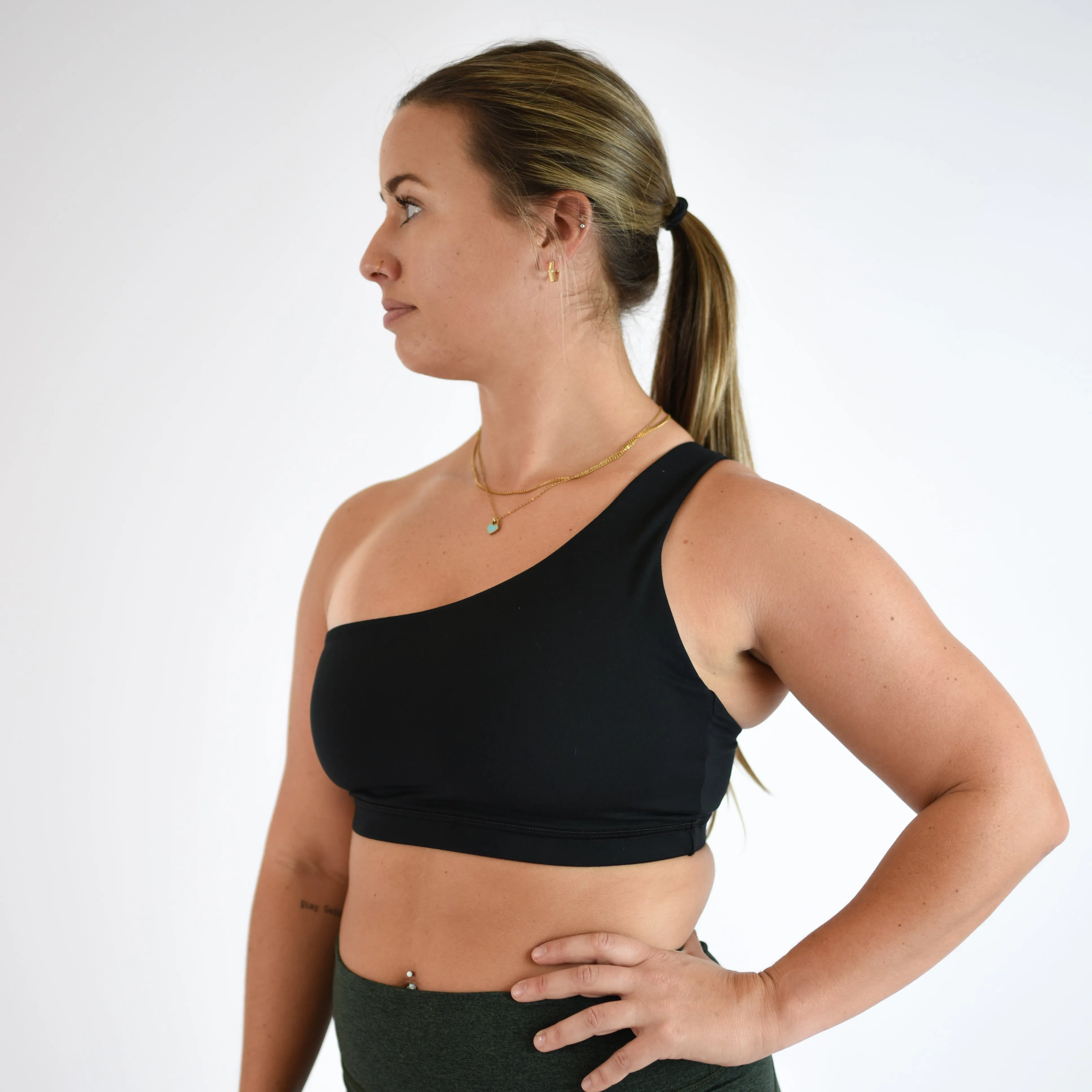 Sylvie Sports Bra - Medium Support