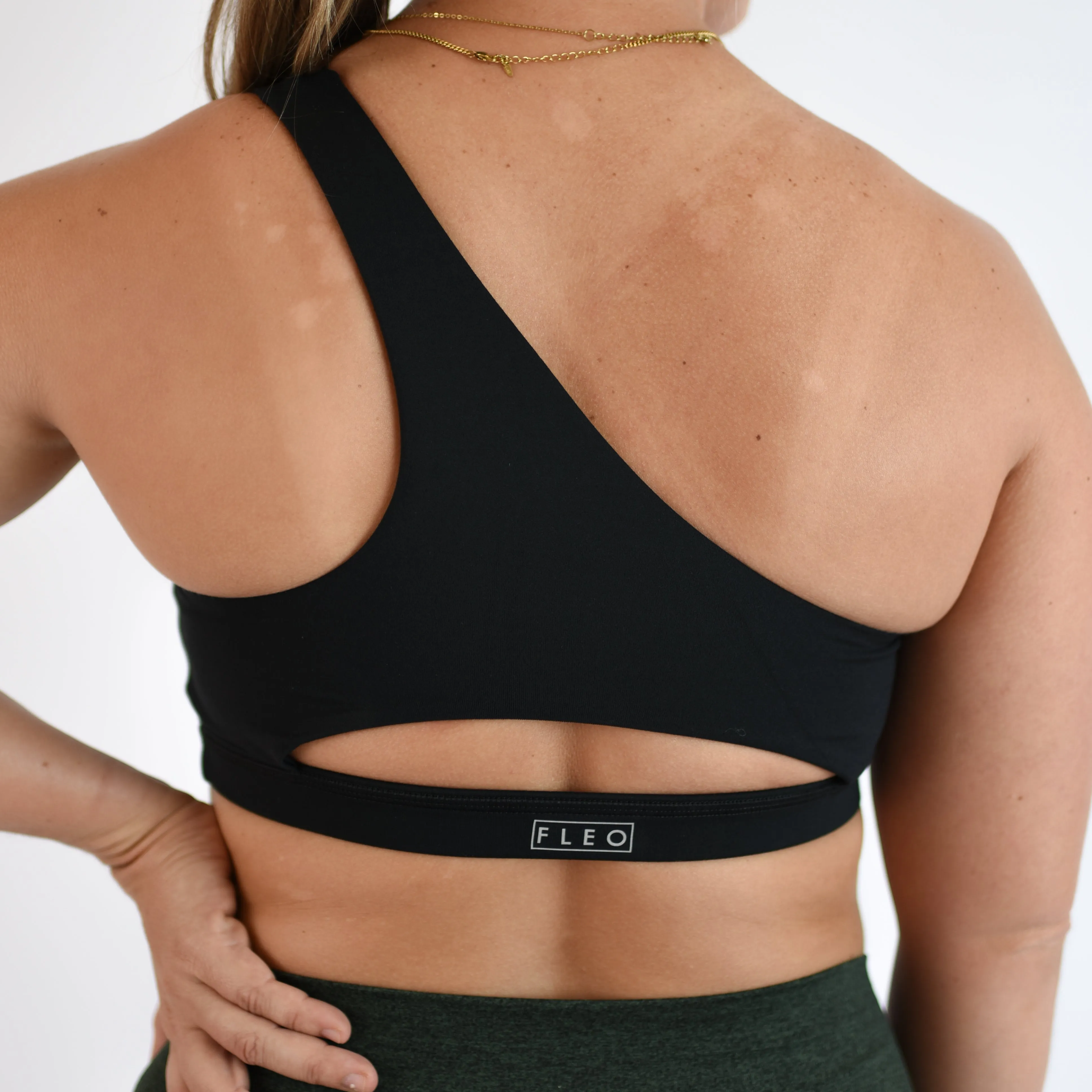 Sylvie Sports Bra - Medium Support